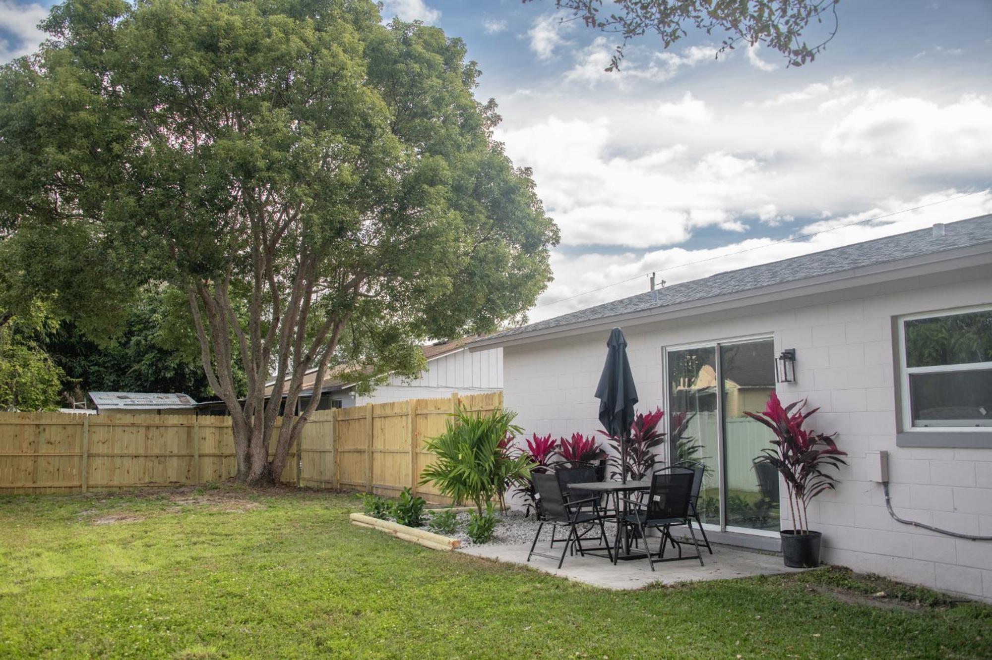 Buchanon Bungalows Orlando Extérieur photo